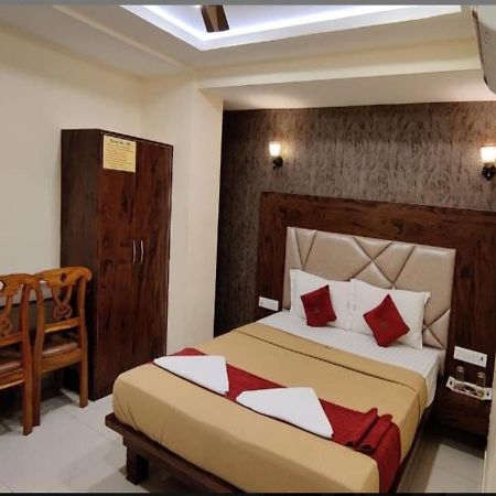 Hotel Samaira Residency,Dombivali Dive エクステリア 写真