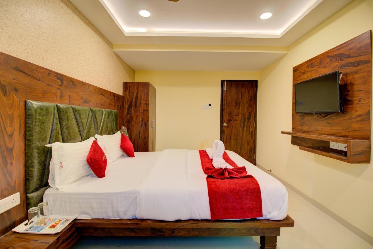 Hotel Samaira Residency,Dombivali Dive エクステリア 写真