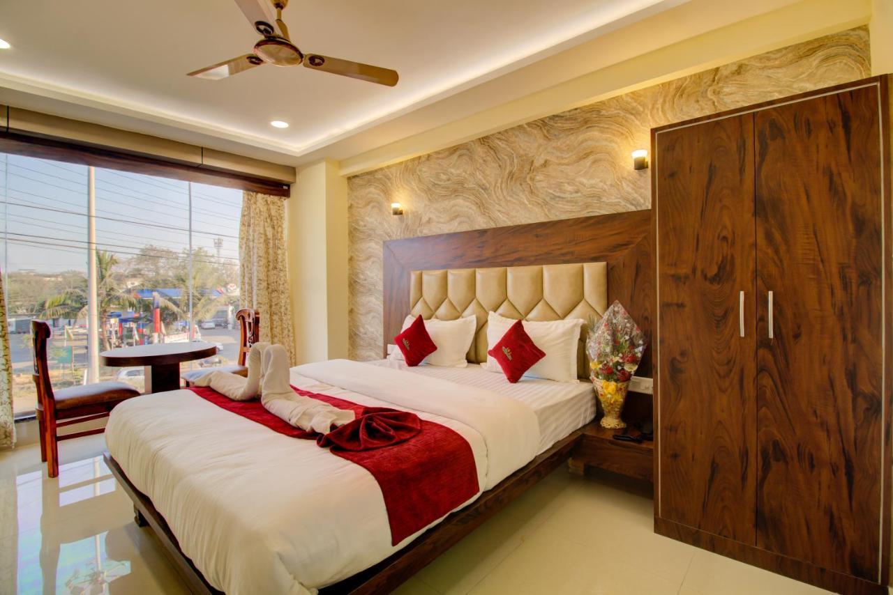 Hotel Samaira Residency,Dombivali Dive エクステリア 写真